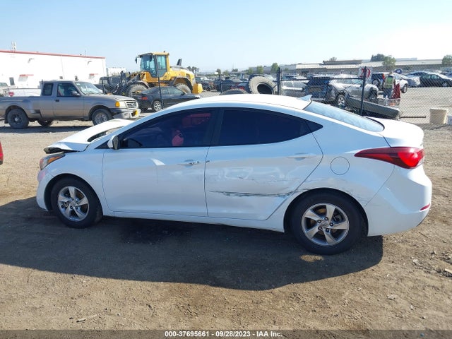 2015 HYUNDAI ELANTRA SE VIN: 5NPDH4AE0FH566408