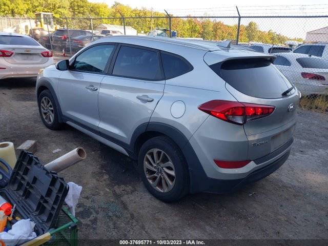 Hyundai Tucson Se Plus 2017 KM8J33A40HU381217 Image 3