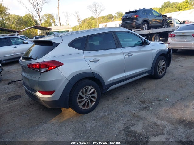 Hyundai Tucson Se Plus 2017 KM8J33A40HU381217 Image 4