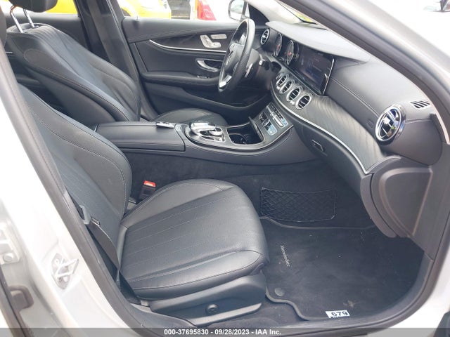 WDDZF4KB0JA446582 Mercedes-Benz E-class E 300