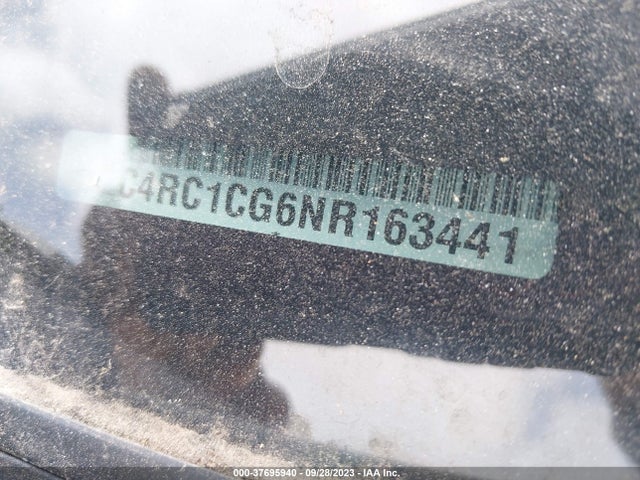 2C4RC1CG6NR163441 Chrysler Voyager Lx