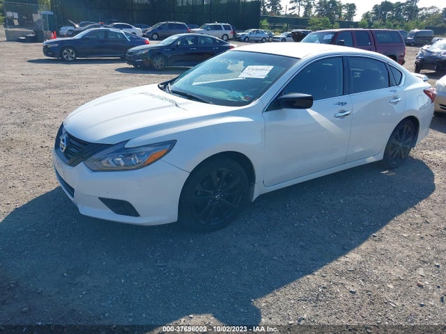 Nissan Altima 2.5 Sr 2018 1N4AL3AP1JC243752 Image 2