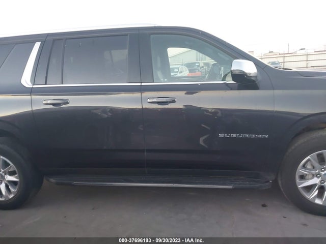 Chevrolet Suburban Premier 2022 1GNSKFKD3NR240417 Image 13