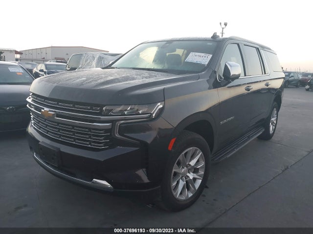 Chevrolet Suburban Premier 2022 1GNSKFKD3NR240417 Image 2