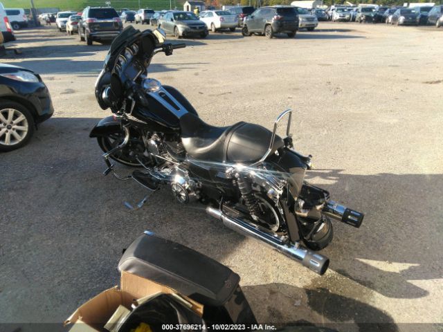 2016 HARLEY-DAVIDSON FLHXS 1HD1KRM16GB678836 Photo 2
