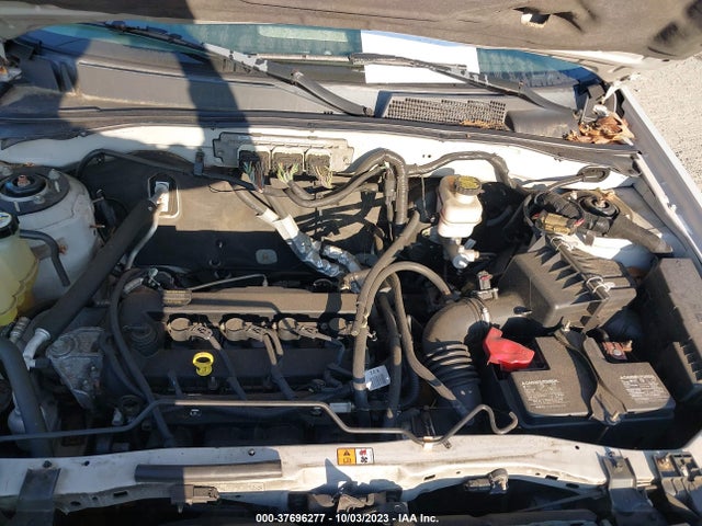 2009 FORD ESCAPE XLS VIN: 1FMCU92709KB79783