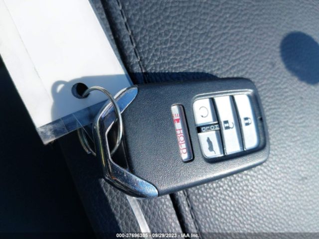 5FNYF6H98JB053555 Honda Pilot Touring