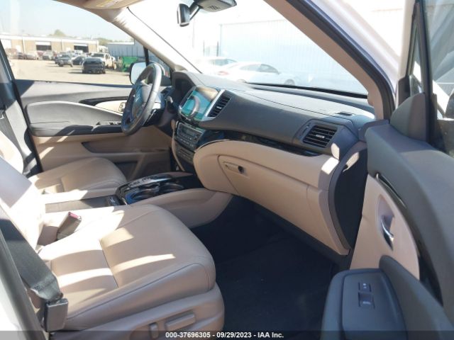 5FNYF6H98JB053555 Honda Pilot Touring