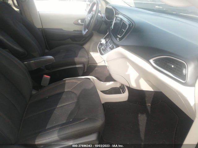 Chrysler Pacifica Touring 2017 2C4RC1DG9HR721737 Image 5