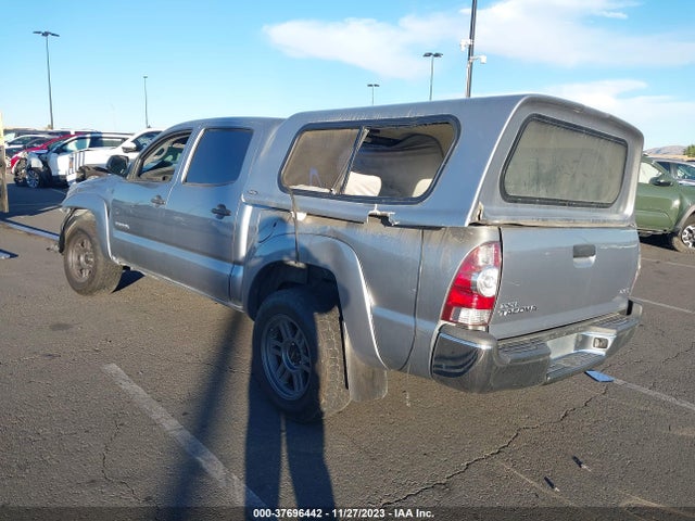 Toyota TACOMA 2015 5TFJX4CNXFX049690 Image 3
