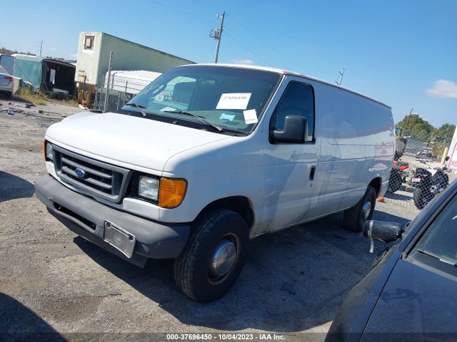 2004 FORD ECONOLINE CARGO VAN VIN: 1FTNE24W04HA10035