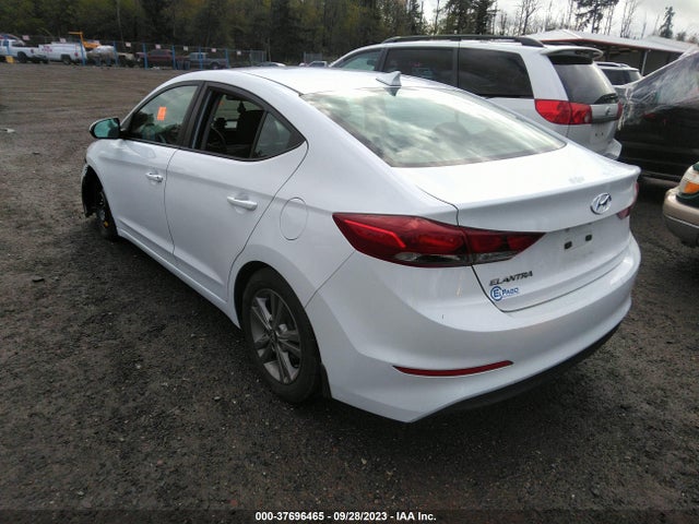2018 HYUNDAI ELANTRA SEL VIN: 5NPD84LF6JH218353