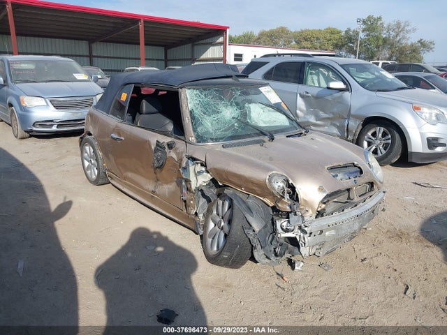 2005 MINI COOPER CONVERTIBLE WMWRH33505TK55484