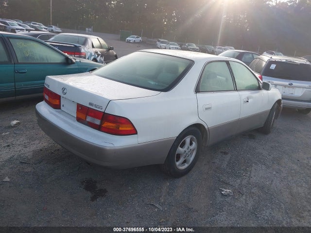 1997 LEXUS ES 300 LUXURY SPORT SDN VIN: JT8BF22G2V0015960