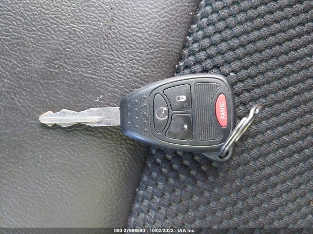 2014 JEEP COMPASS LATITUDE VIN: 1C4NJDEB1ED847386