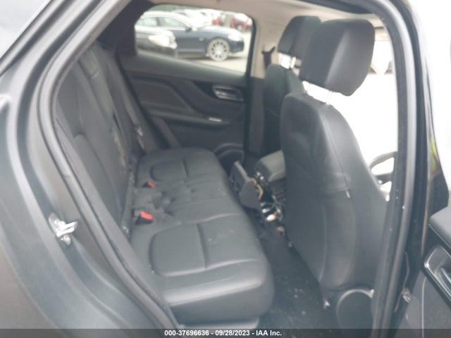 Jaguar F-pace 35t Premium 2017 SADCJ2BV0HA057727 Image 8