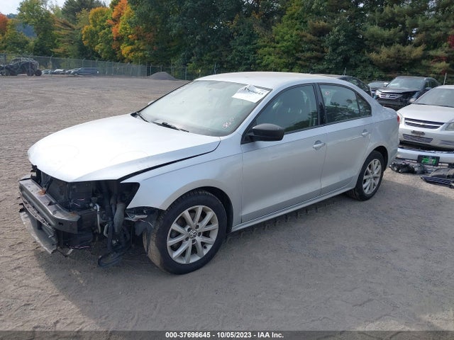 3VWD17AJ2FM293353 Volkswagen Jetta Sedan 1.8t Se