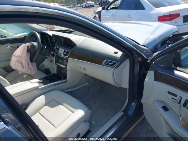 2016 MERCEDES-BENZ E-CLASS WDDHF8JB5GB279935 Photo 4