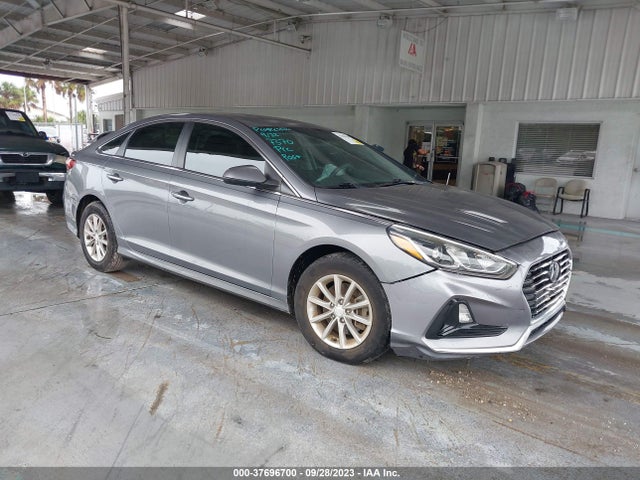 Hyundai SONATA SE 2019 5NPE24AF2KH737393 Image 1
