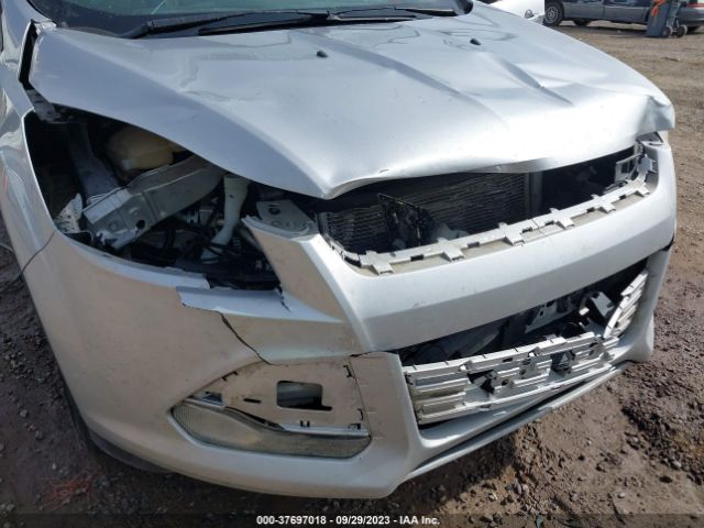 1FMCU0G73GUB08373 Ford ESCAPE SE
