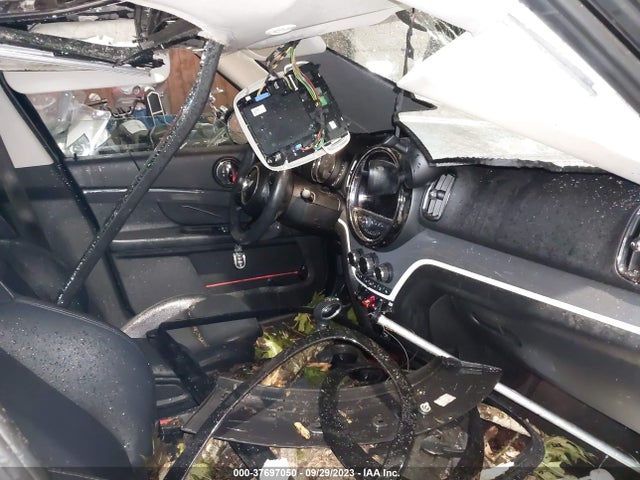 2018 MINI COUNTRYMAN WMZYT5C3XJ3D82599 Photo 4