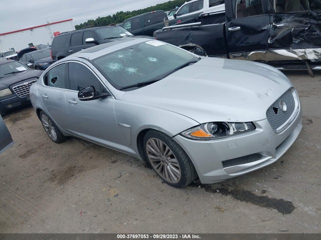 2012 JAGUAR XF SAJWA0HB7CLS22293 Photo 0