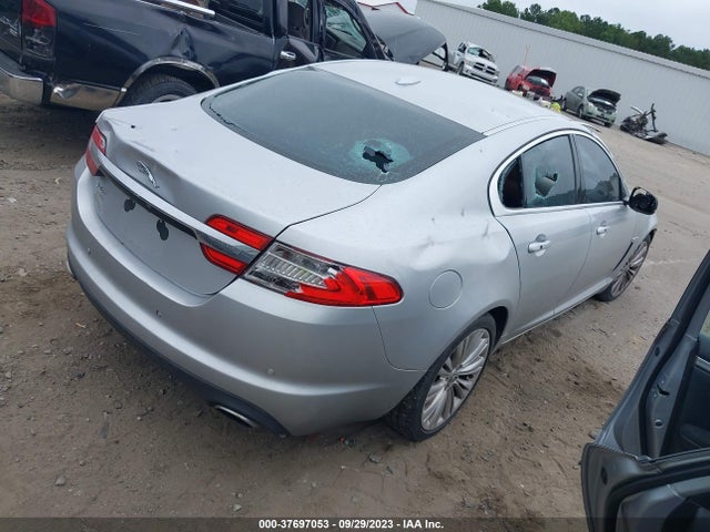 2012 JAGUAR XF SAJWA0HB7CLS22293 Photo 3