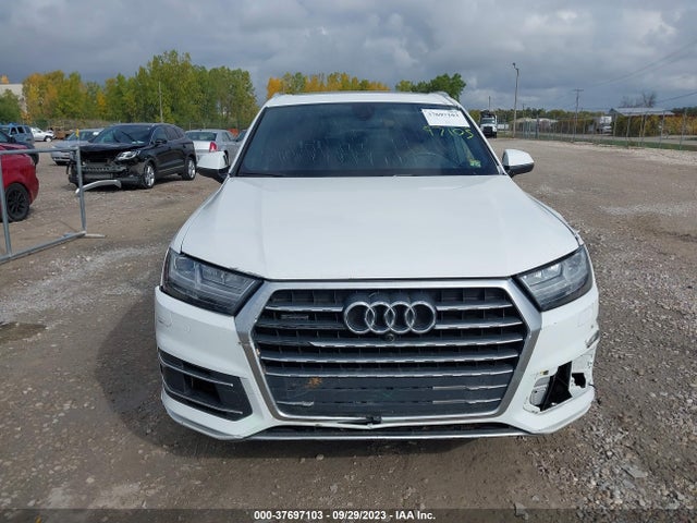 WA1LAAF75KD028855 Audi Q7 Premium Plus