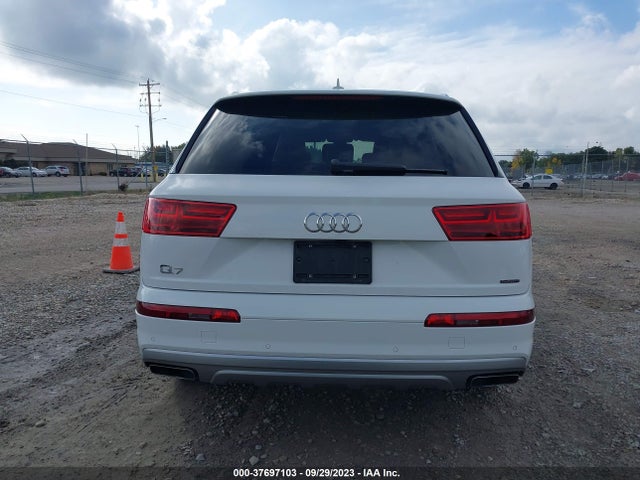 WA1LAAF75KD028855 Audi Q7 Premium Plus