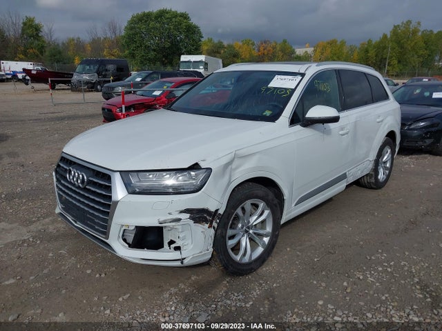 WA1LAAF75KD028855 Audi Q7 Premium Plus