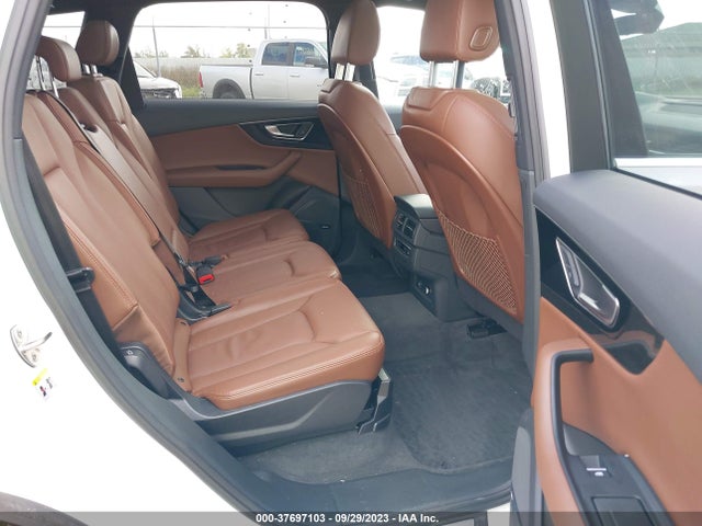 WA1LAAF75KD028855 Audi Q7 Premium Plus