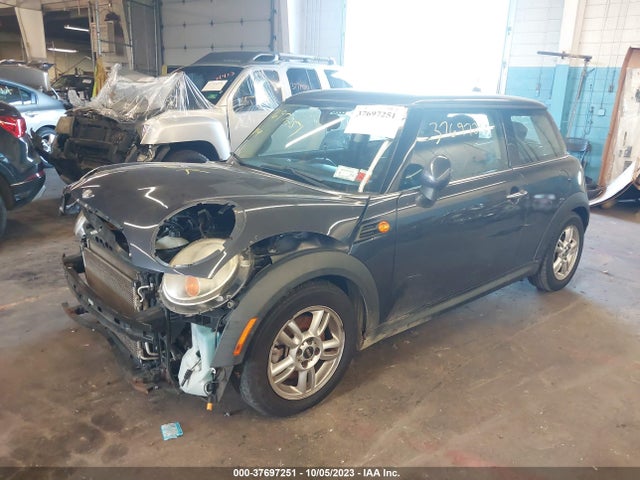 2012 MINI COOPER HARDTOP WMWSU3C57CT542136 Photo 1