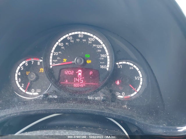 3VWF17AT6GM607761 Volkswagen Beetle Coupe 1.8t Fleet Edition