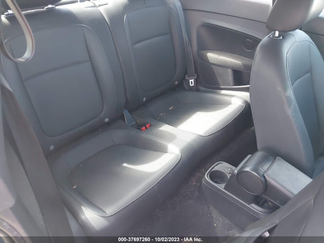 3VWF17AT6GM607761 Volkswagen Beetle Coupe 1.8t Fleet Edition