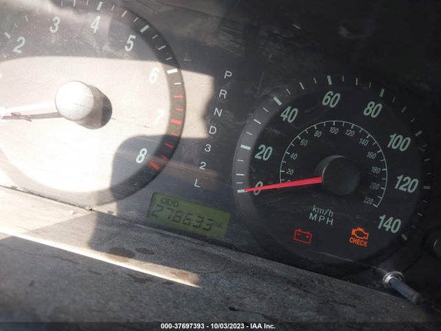 2006 HYUNDAI ELANTRA GLS/LIMITED VIN: KMHDN46D16U238442