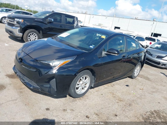 Toyota Prius Two 2017 JTDKBRFU0H3025220 Image 2