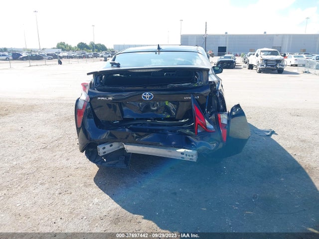 Toyota Prius Two 2017 JTDKBRFU0H3025220 Image 6
