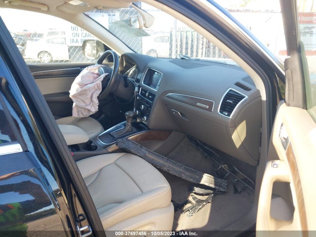 WA1C2AFP2HA002124 Audi Q5 PREMIUM
