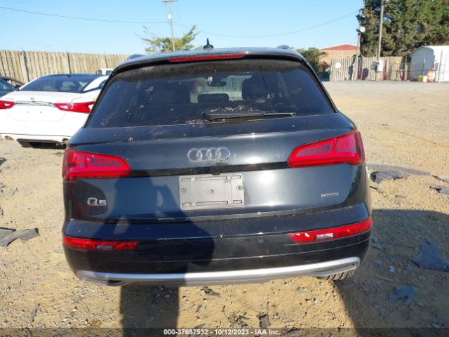 WA1BNAFY7L2058445 Audi Q5 Premium Plus