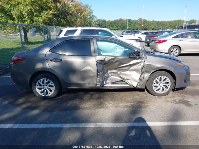 2018 TOYOTA COROLLA L/LE/XLE/SE/XSE VIN: 2T1BURHE2JC091684
