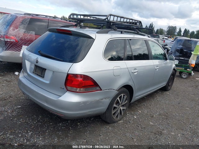 3VWPL7AJXEM601696 Volkswagen Jetta Sportwagen Tdi