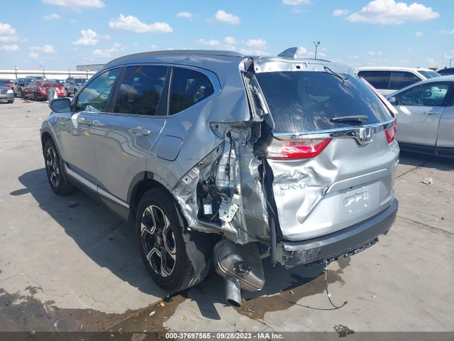 2018 HONDA CR-V TOURING VIN: 7FARW2H99JE025068
