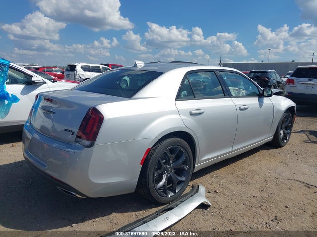 Chrysler 300 300s 2023 2C3CCABG9PH609117 Image 4