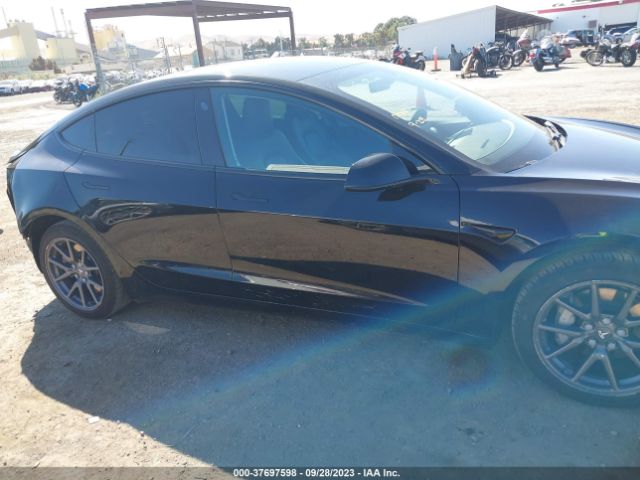 5YJ3E1EB6KF384384 Tesla Model 3 Long Range/performance
