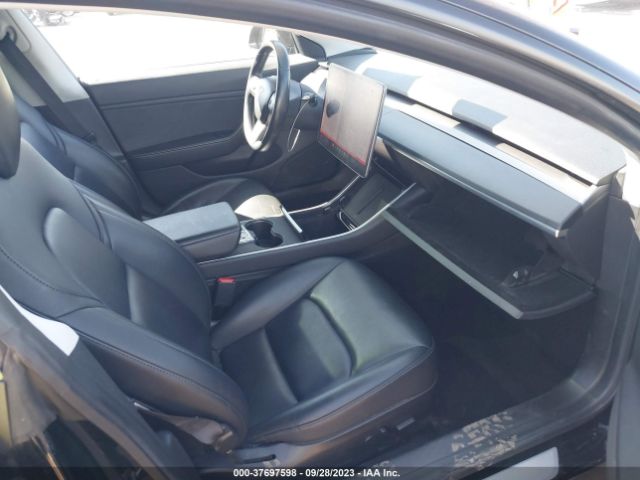 5YJ3E1EB6KF384384 Tesla Model 3 Long Range/performance