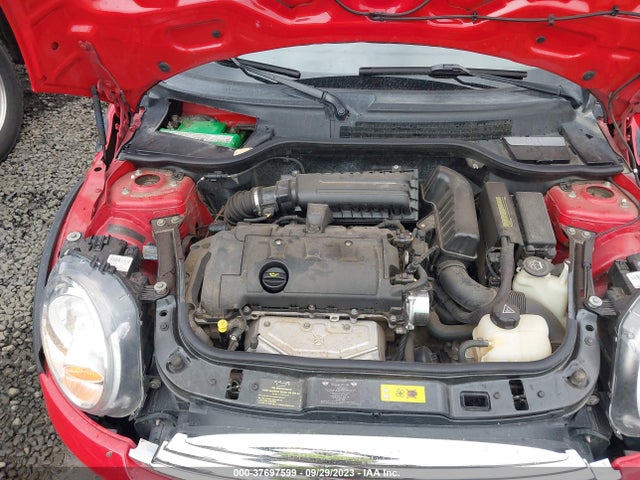 2008 MINI COOPER HARDTOP WMWMF33548TU67566 Photo 9