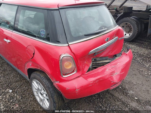 2008 MINI COOPER HARDTOP WMWMF33548TU67566 Photo 5