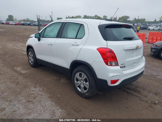 Chevrolet TRAX LS 2018 KL7CJKSB4JB623984 Image 3