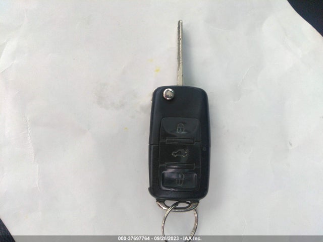 2010 VOLKSWAGEN TIGUAN SE W/LEATHER VIN: WVGAV7AX4AW508668