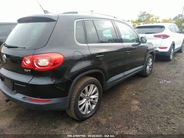 2010 VOLKSWAGEN TIGUAN SE W/LEATHER VIN: WVGAV7AX4AW508668